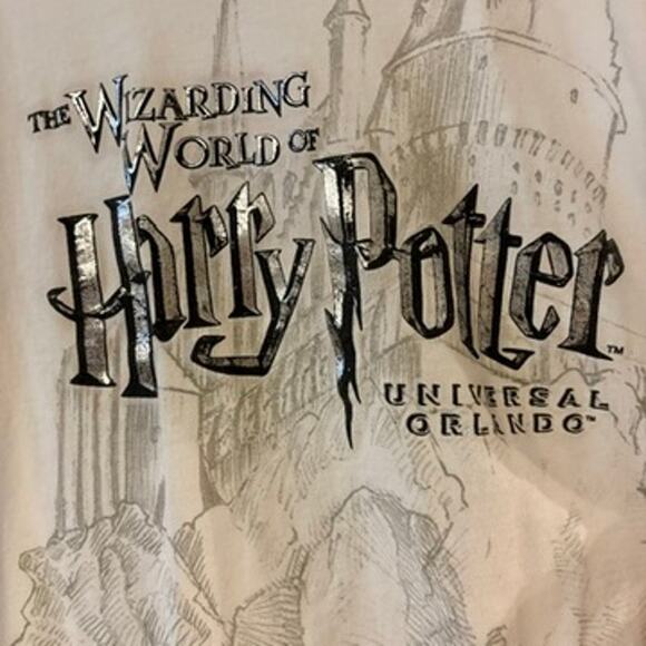 Wizarding World Harry Potter Hogwarts Shirt Women's 2XL White Universal Studios - Picture 2 of 5
